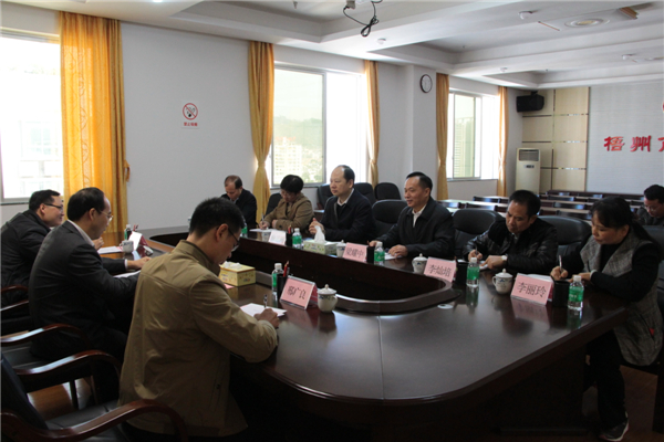 市委常委、組織部部長張惠強(qiáng)到市總工會(huì)調(diào)研