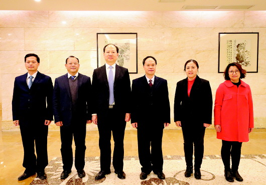 梧州市工會(huì)第十八次代表大會(huì)召開