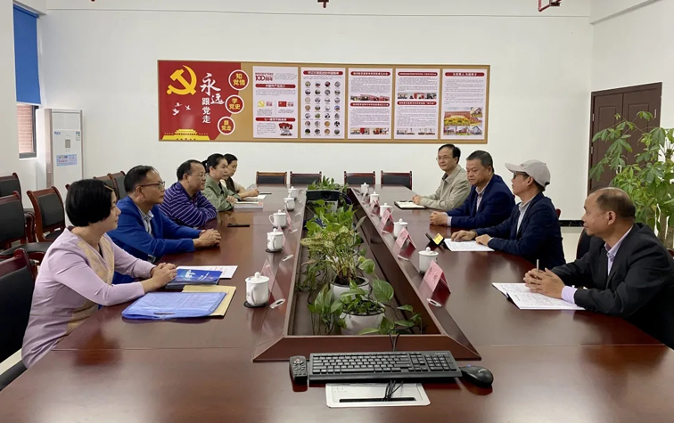 咱們主動“跑起來”，讓職工參保“零跑腿”