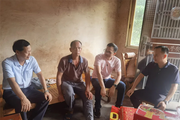 市總工會開展入戶走訪，助力鄉(xiāng)村振興工作