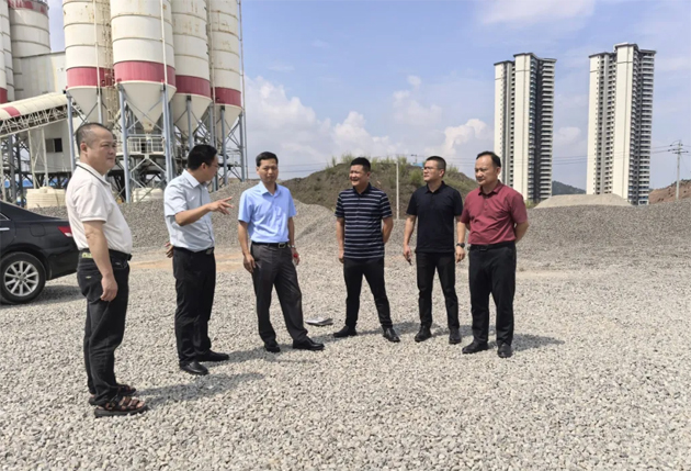 精準(zhǔn)把脈加快推進(jìn)│ 梧州市總工會(huì)赴藤縣、岑溪市指導(dǎo)縣級(jí)工人文化宮項(xiàng)目建設(shè)工作