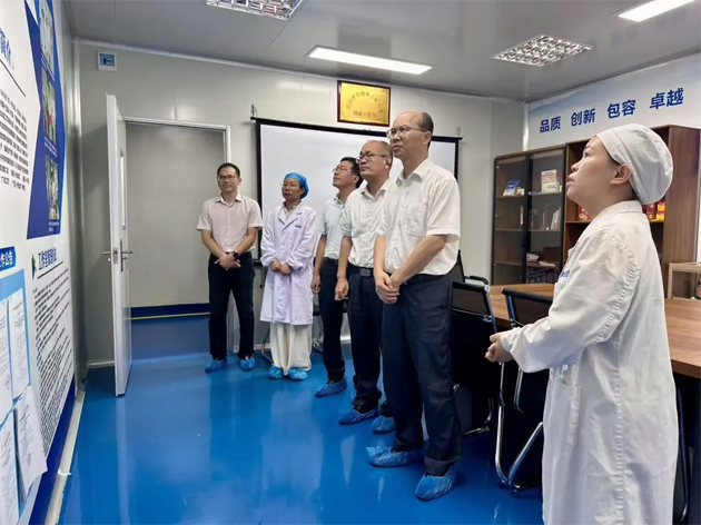 梧州市總工會(huì)開(kāi)展專題調(diào)研 推進(jìn)企業(yè)工會(huì)規(guī)范化建設(shè)