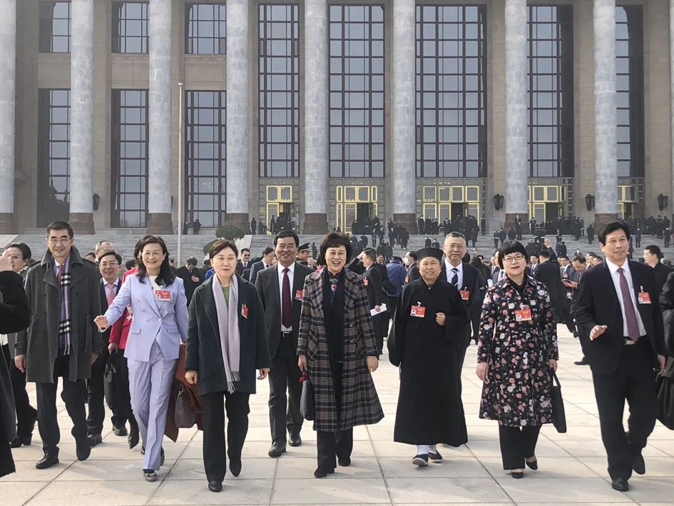 評職稱、漲工資……@技術工人，代表委員正在為你發(fā)聲！