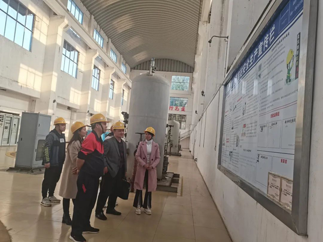 藤縣總工會(huì)到金雞鎮(zhèn)電站開(kāi)展調(diào)研走訪活動(dòng)